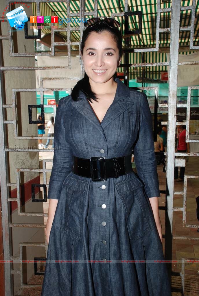 Perizaad Kolah, Simone Singh at Zeba Kohli's Chocolate show Event hd photo
